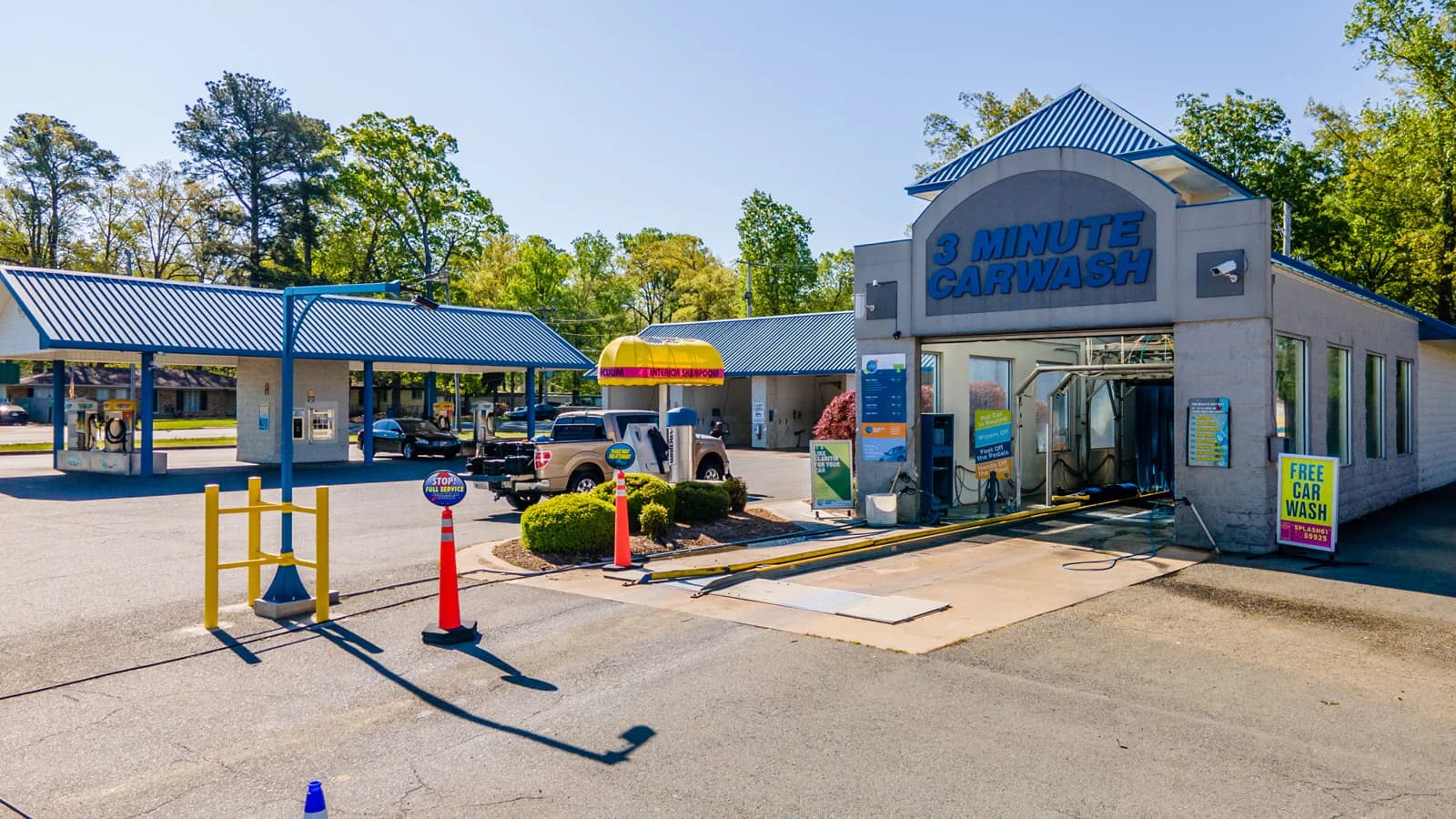 Splash Car Wash in Little Rock, AR